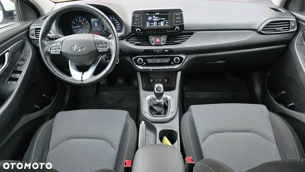 Hyundai i30 1.4 Comfort - 31