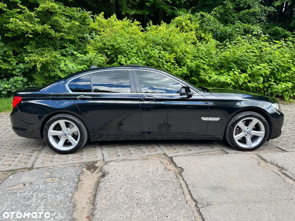 BMW Seria 7 740d xDrive - 3