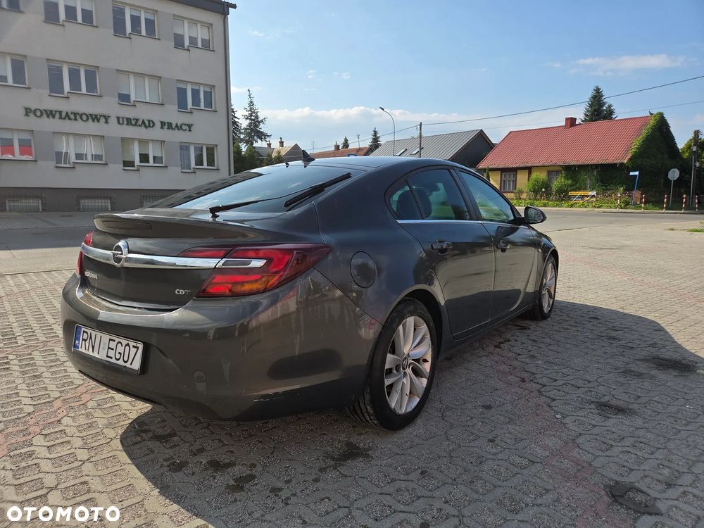 Opel Insignia - 17