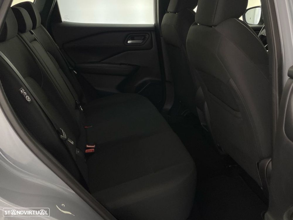 Nissan Qashqai 1.3 DIG-T Engage - 22