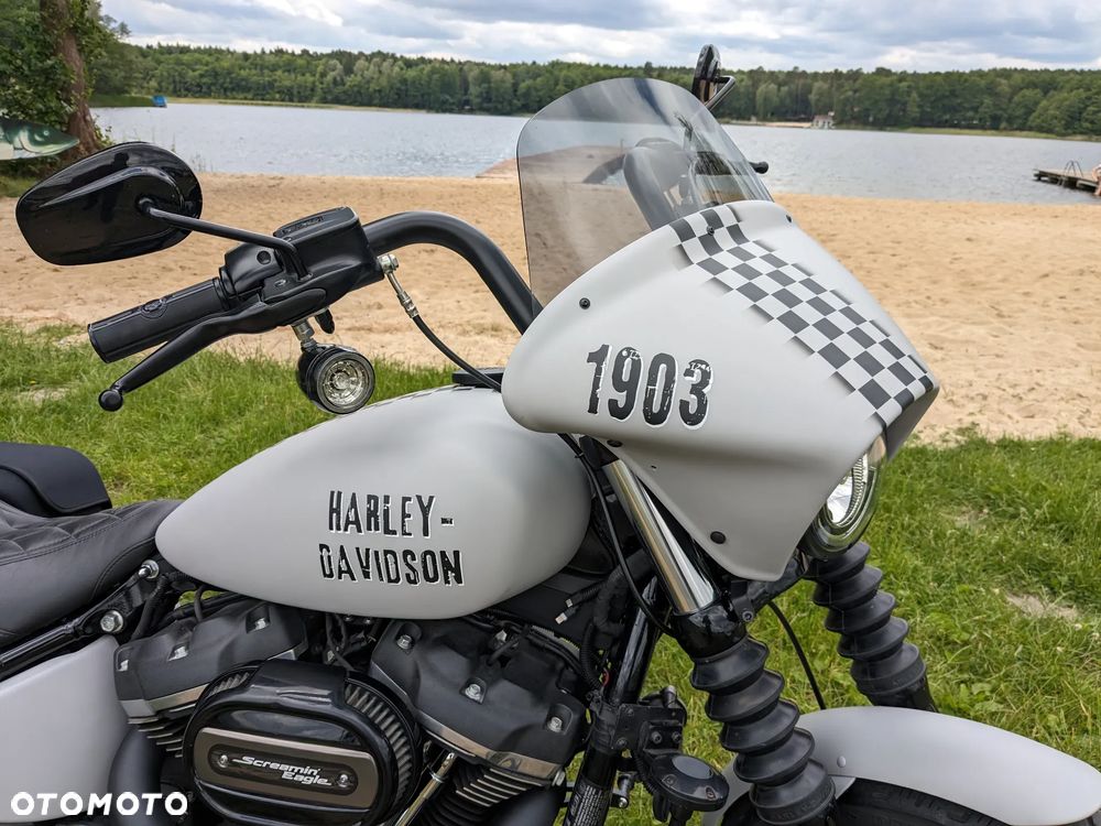 Harley-Davidson Softail Street Bob - 3