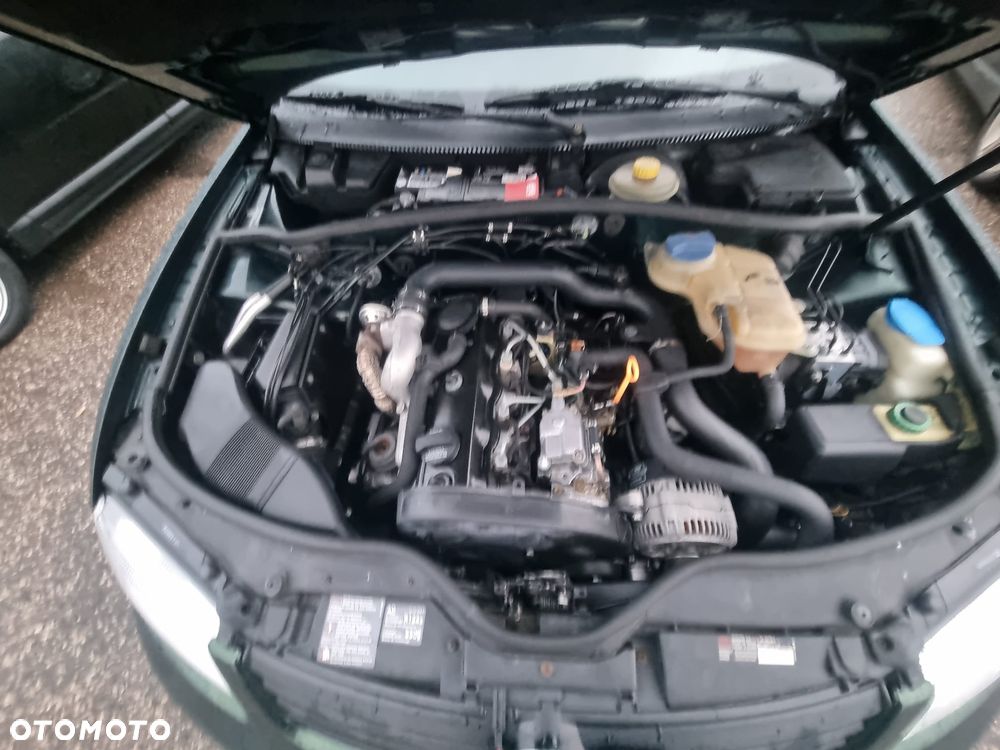 Volkswagen Passat 1.9 TDI Comfortline - 7