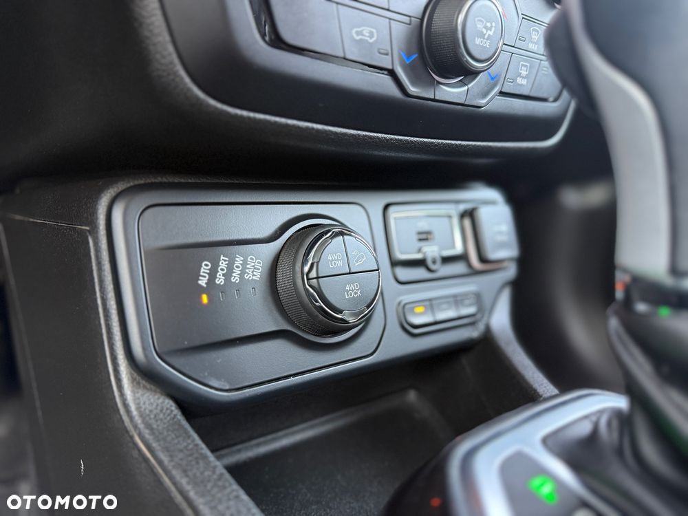Jeep Renegade - 21