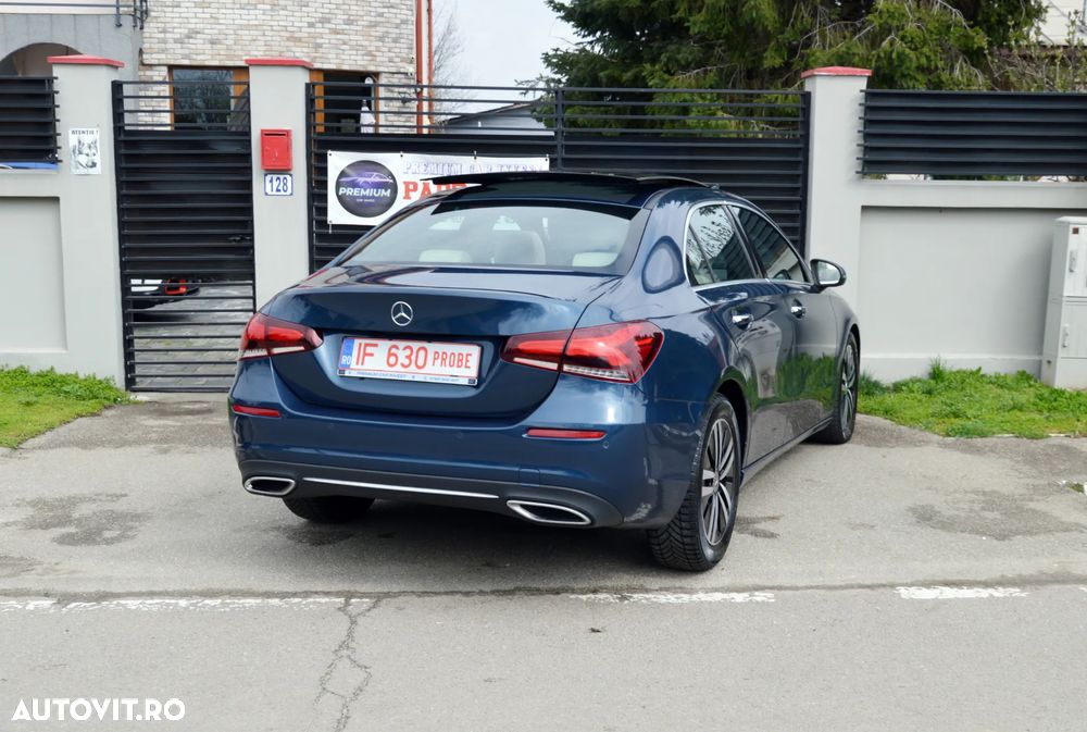 Mercedes-Benz A 180 Sedan 7G-DCT Lim. Special Edition - 31