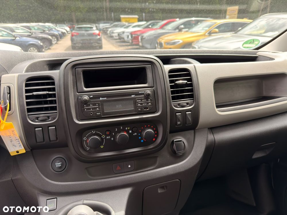 Renault TRAFIC - 10