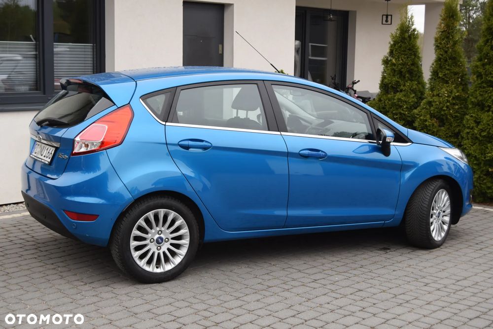 Ford Fiesta 1.5 TDCi Celebration - 10
