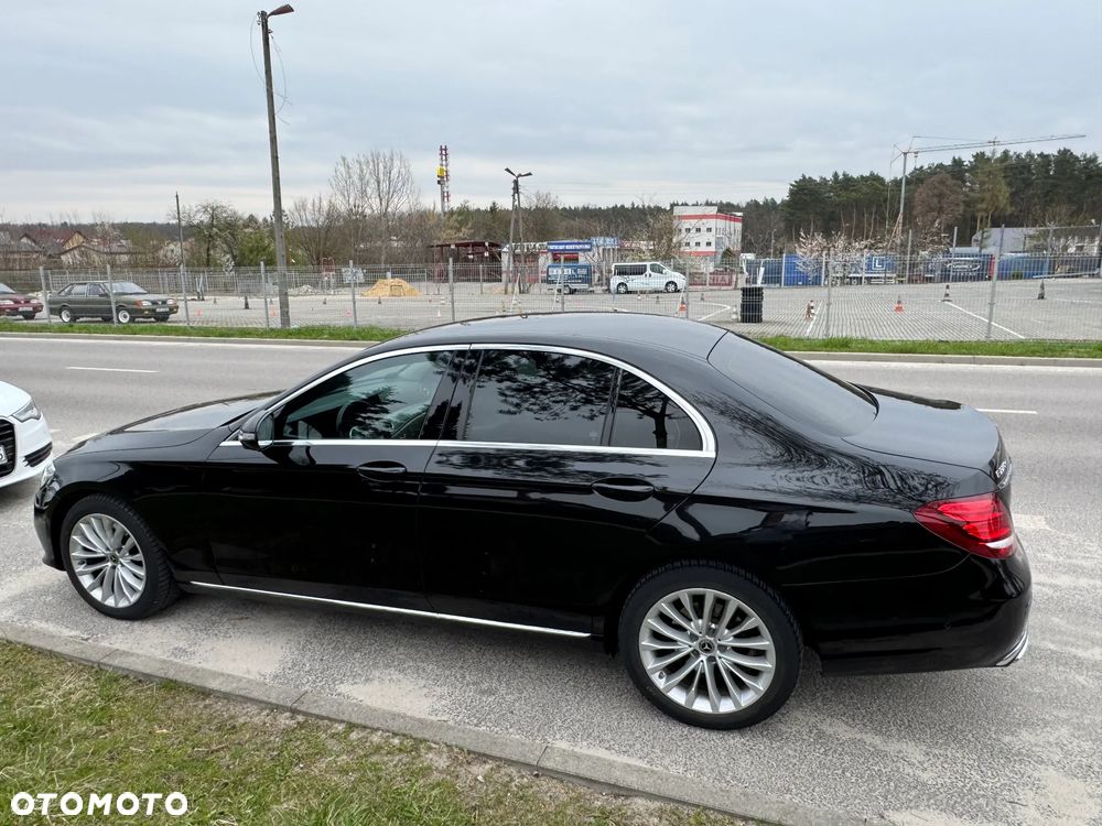 Mercedes-Benz Klasa E 220 d 4-Matic Avantgarde - 10