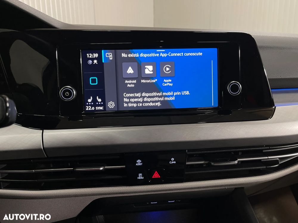 Volkswagen Golf 1.5 eTSI ACT DSG MHEV Life - 16