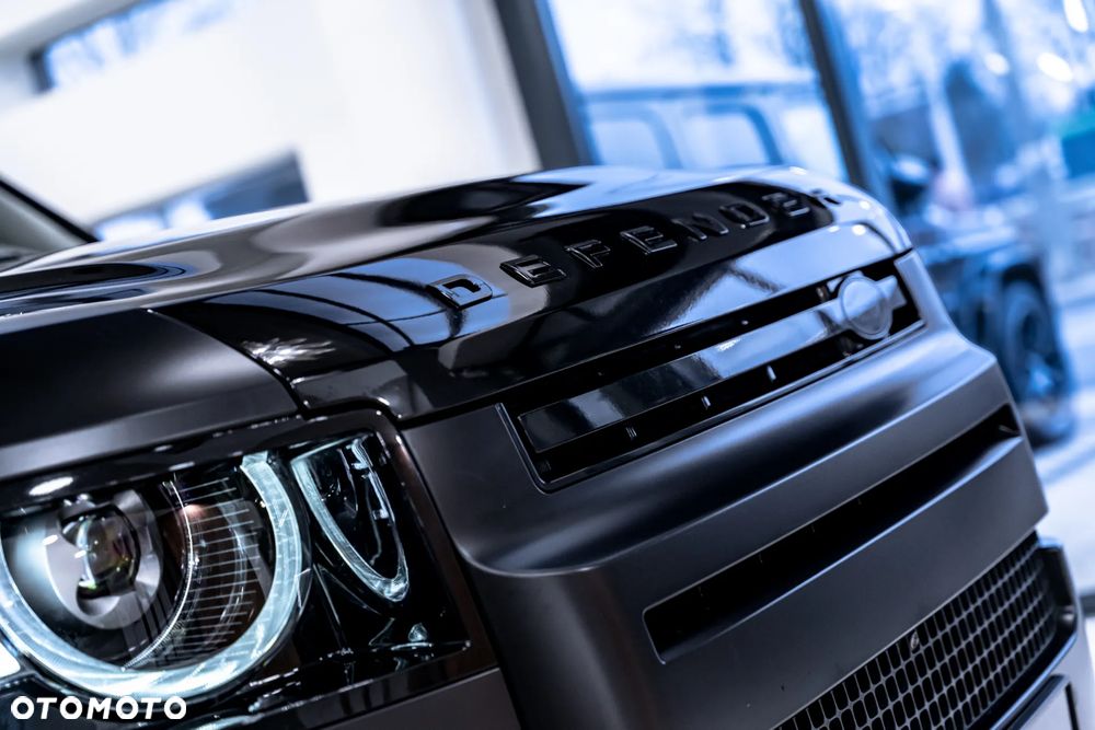 Land Rover Defender 110 D250 X-Dynamic HSE - 20
