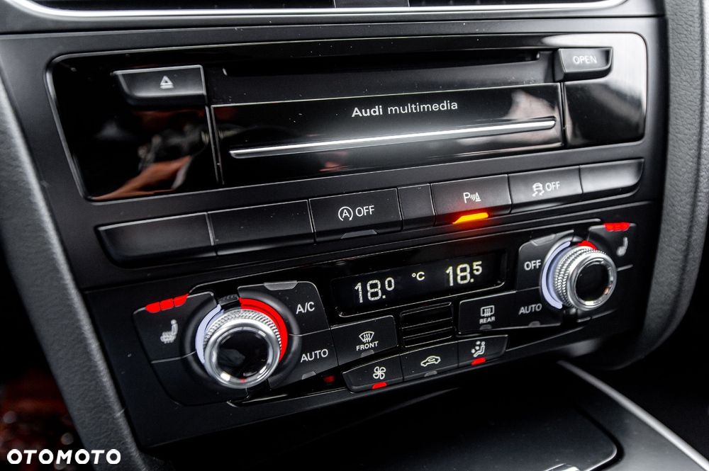 Audi A4 Avant 2.0 TFSI quattro S tronic S line Sportpaket - 32