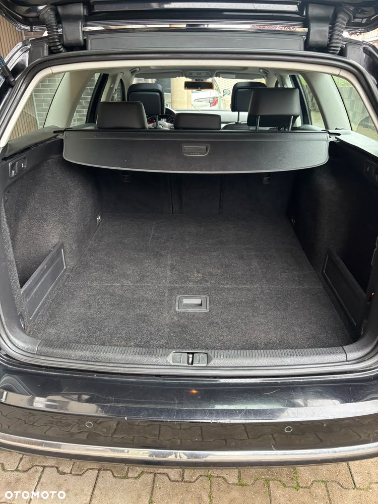 Volkswagen Passat 2.0 Blue TDI SCR Highline - 17