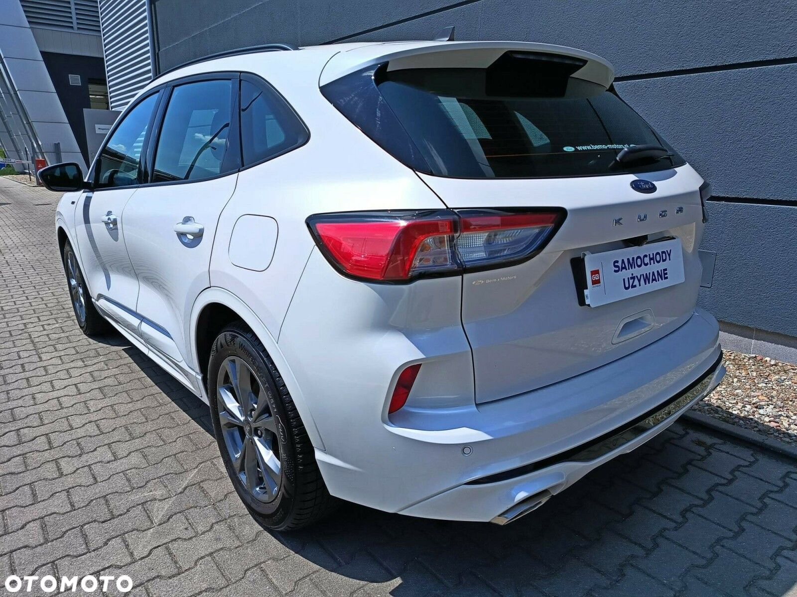 Ford Kuga 1.5 EcoBoost FWD ST-Line - 17