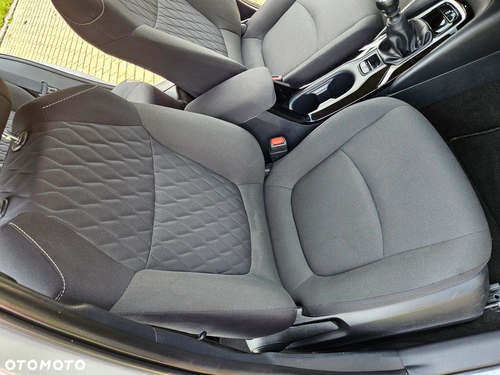 Toyota Corolla 1.5 Comfort - 31