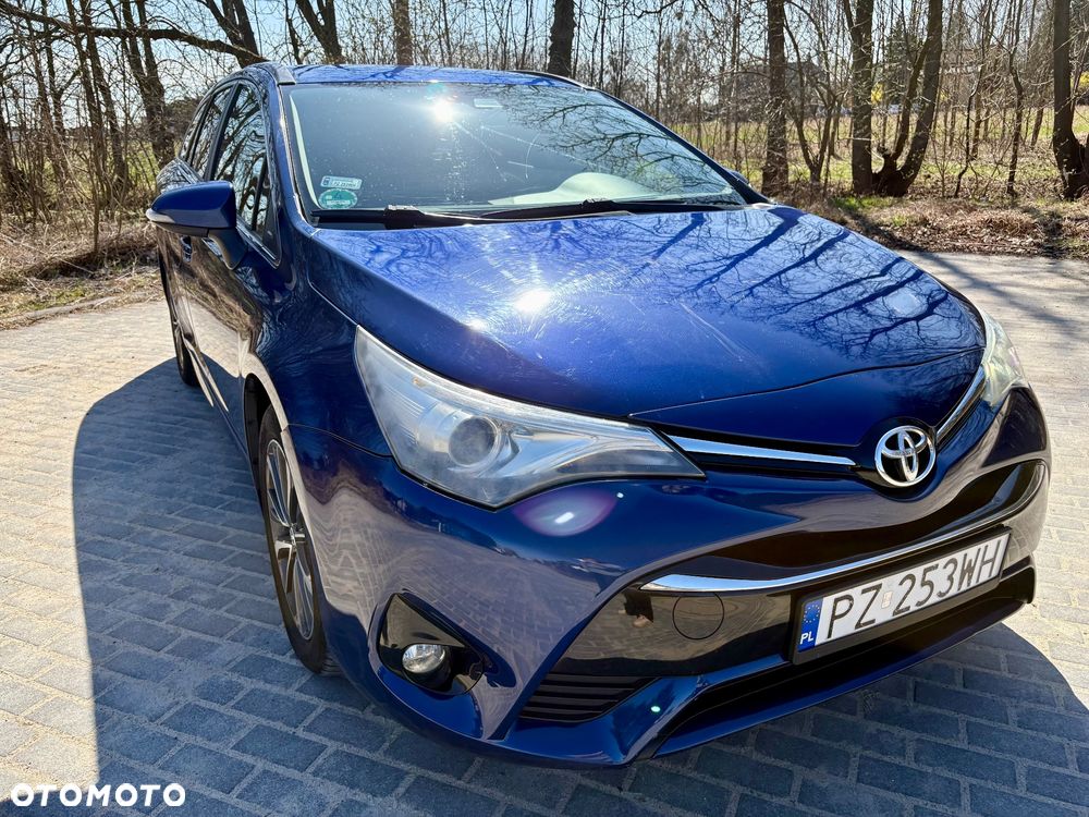 Toyota Avensis - 5