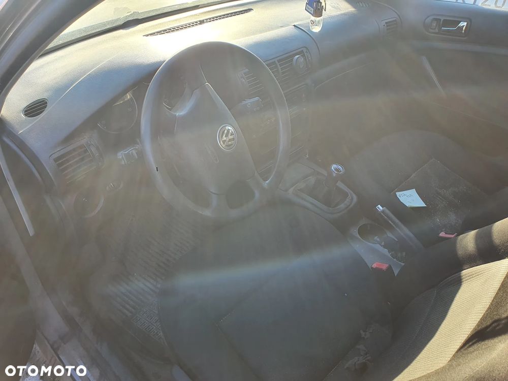 vw passat b5 FL fotel kanapa deska kokpit podsufitka boczek podłokietnik licznik panel szyb - 2