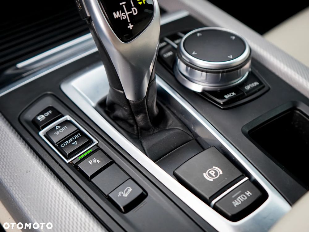 BMW X5 xDrive30d - 18