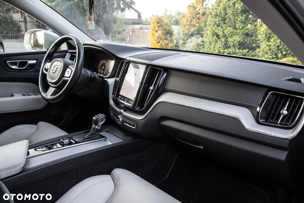 Volvo XC 60 T5 AWD Inscription - 20