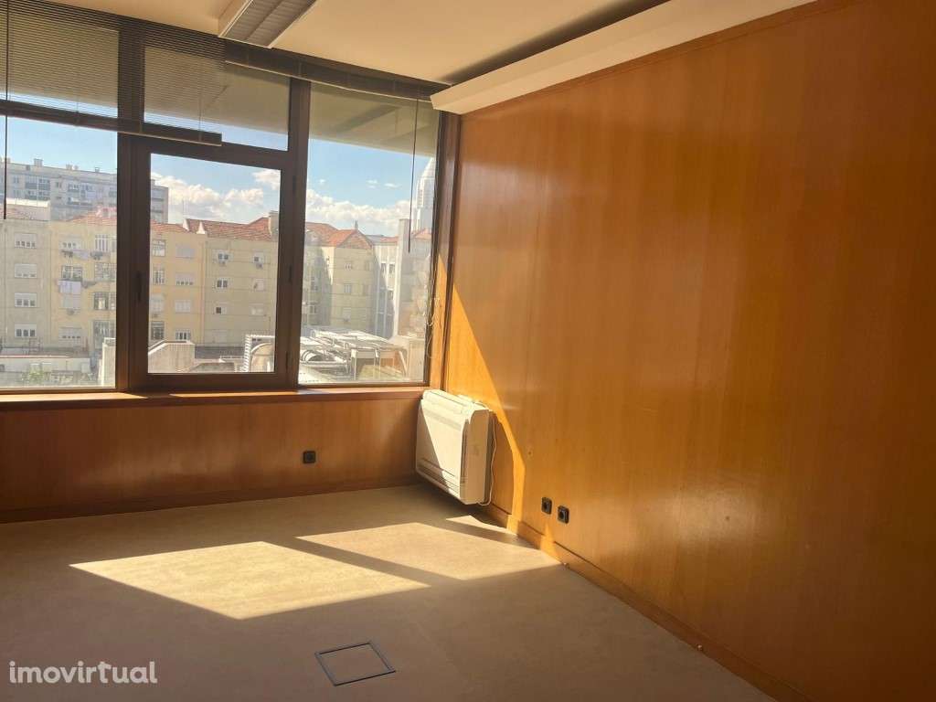 Escritório na Av. 5 de Outubro | Centro de Lisboa | Garagem - Grande imagem: 2/5