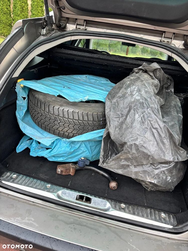 Peugeot 407 2.0 HDI ST Komfort EU4 - 10