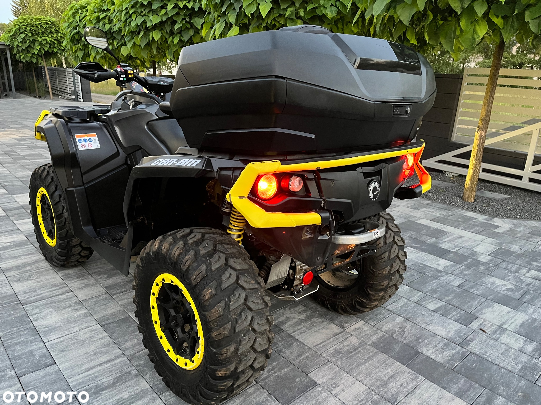 Can-Am Outlander Max