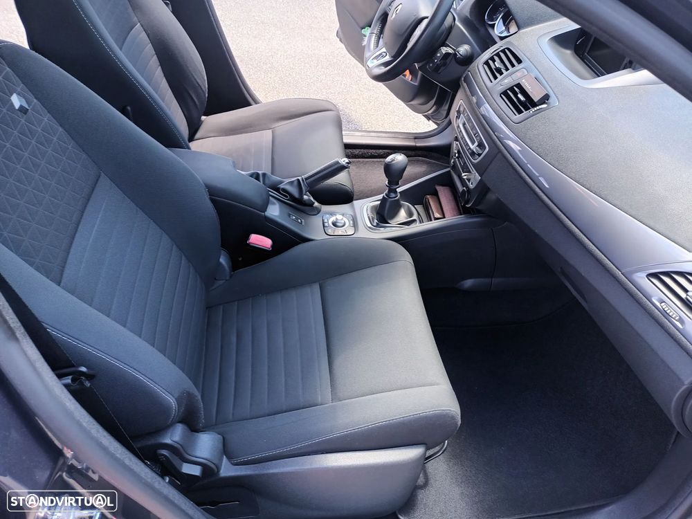 Renault Mégane Sport Tourer 1.5 dCi Limited - 4