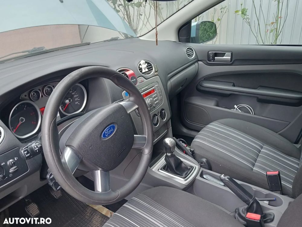 Ford Focus - 9