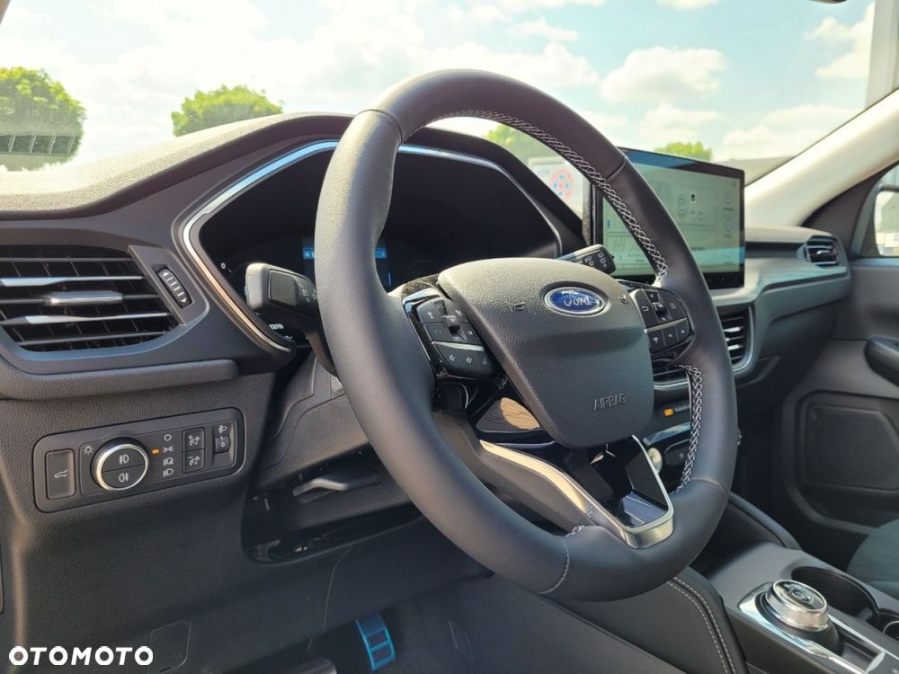 Ford Kuga - 16