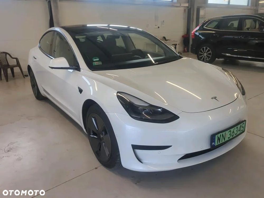 Tesla Model 3 RWD