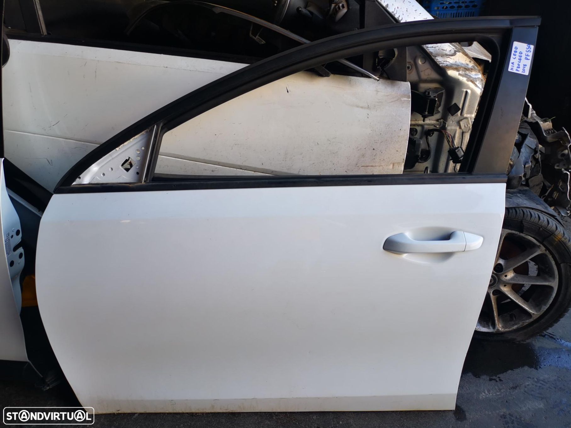 KIA CEED / PROCEED PORTA FRENTE ESQUERDA - PF550 - 1