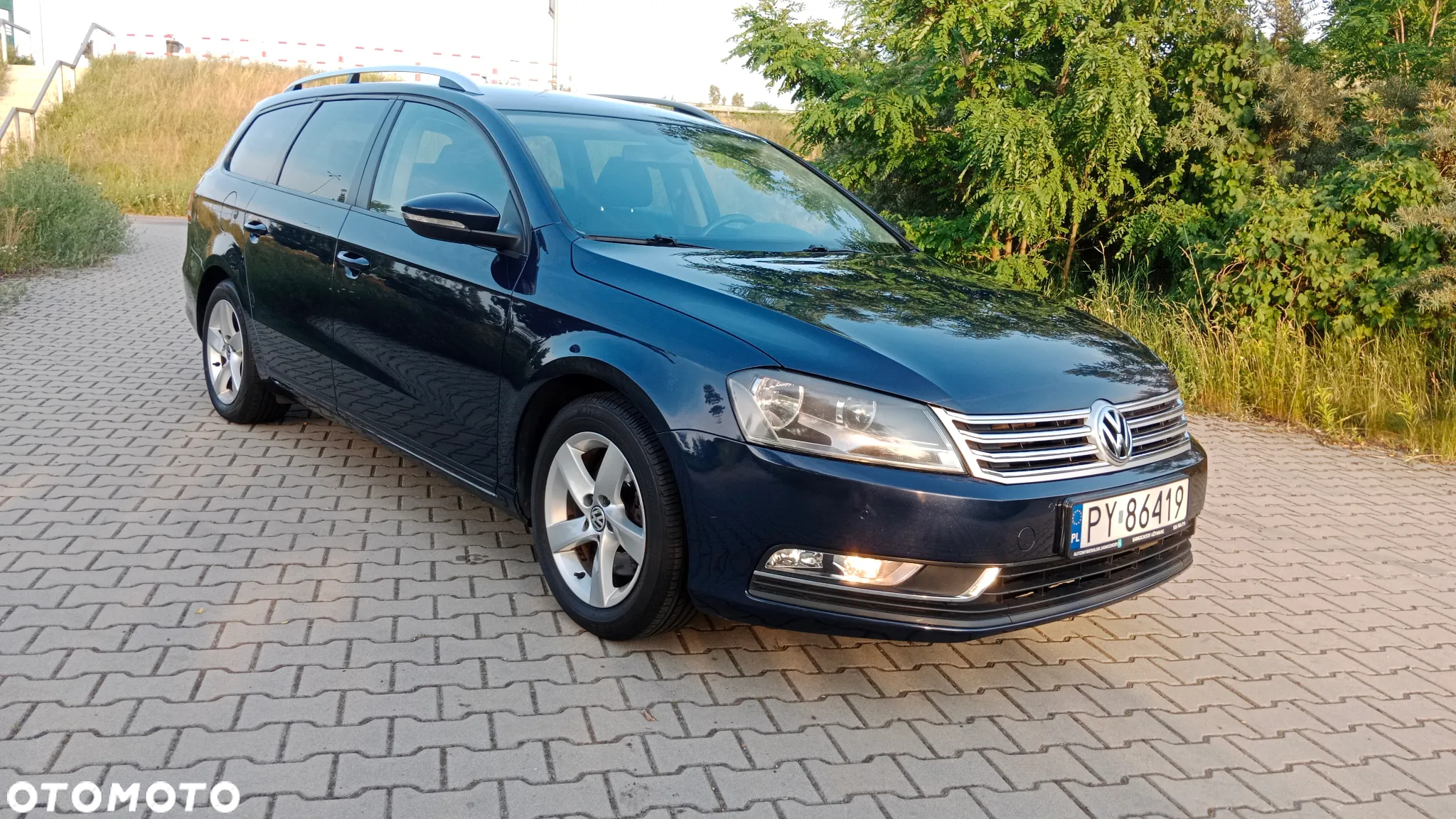 Volkswagen Passat 1.6 TDI Comfortline - 2