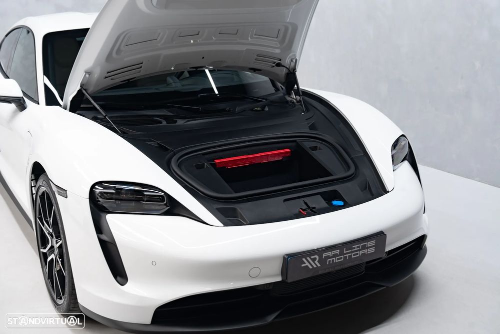 Porsche Taycan Bateria Performance Plus - 8