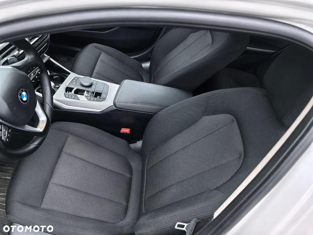 BMW Seria 3 320d - 8