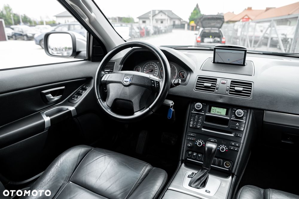 Volvo XC 90 D5 Momentum - 25