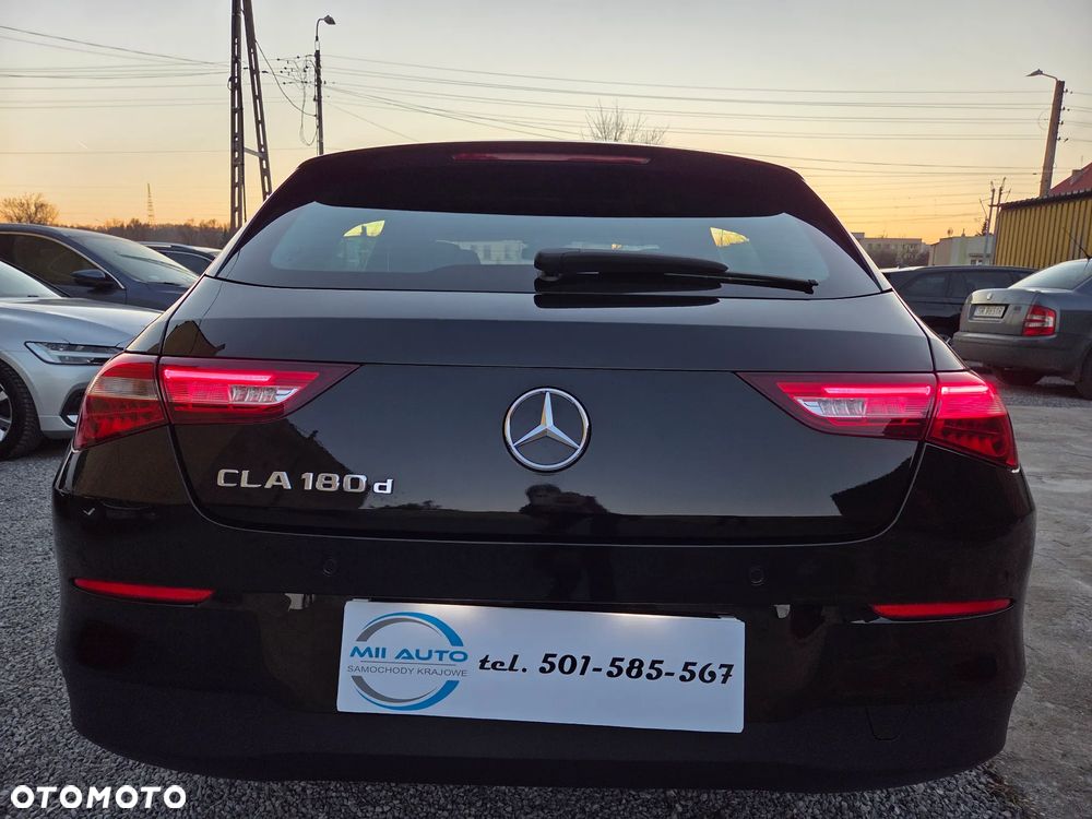 Mercedes-Benz CLA 180 d 8G-DCT - 13