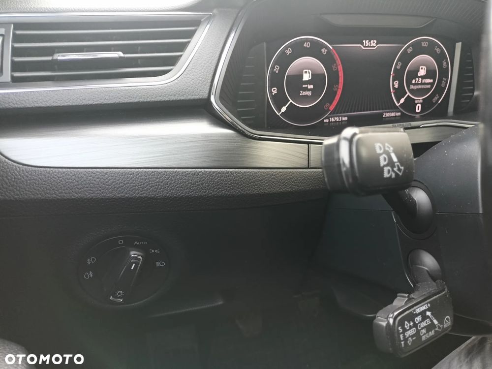 Skoda Superb 2.0 TDI Style - 23