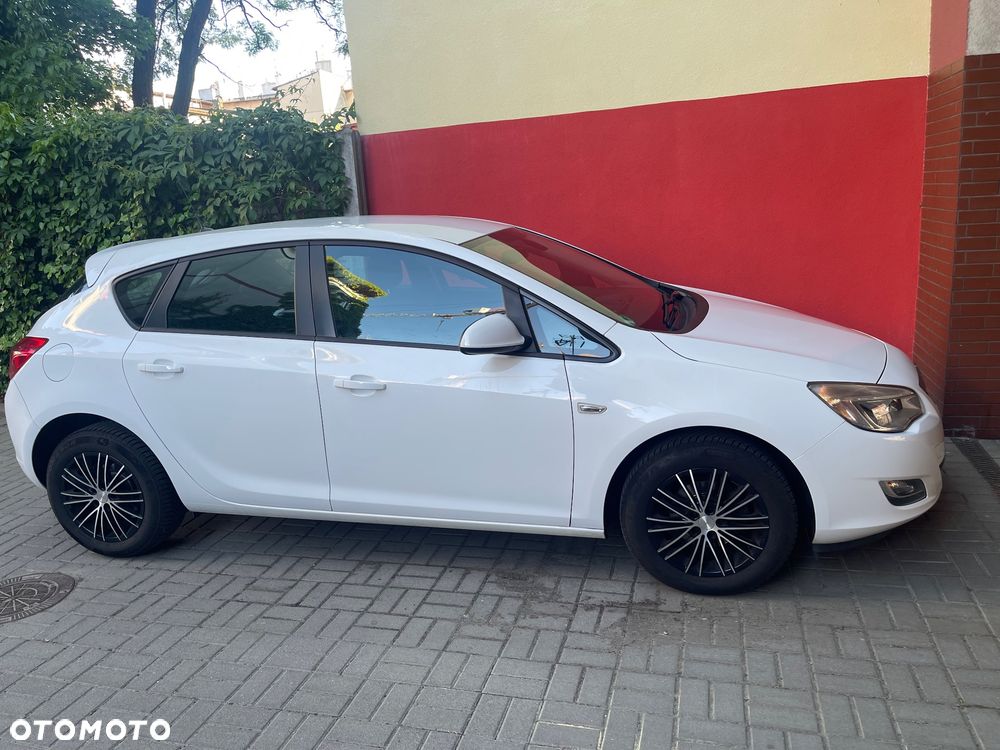 Opel Astra 1.4 Innovation - 3