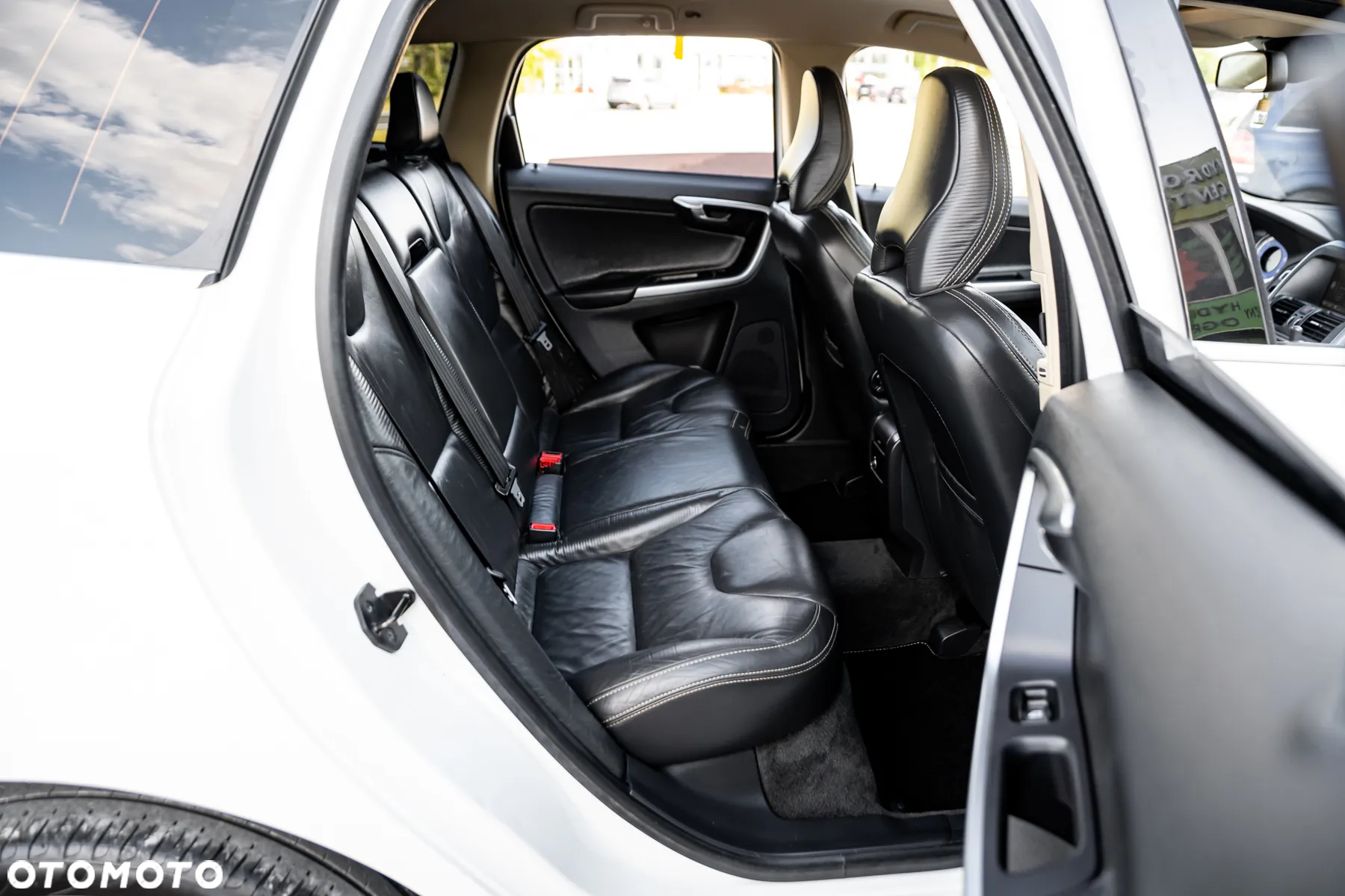 Volvo XC 60 - 24