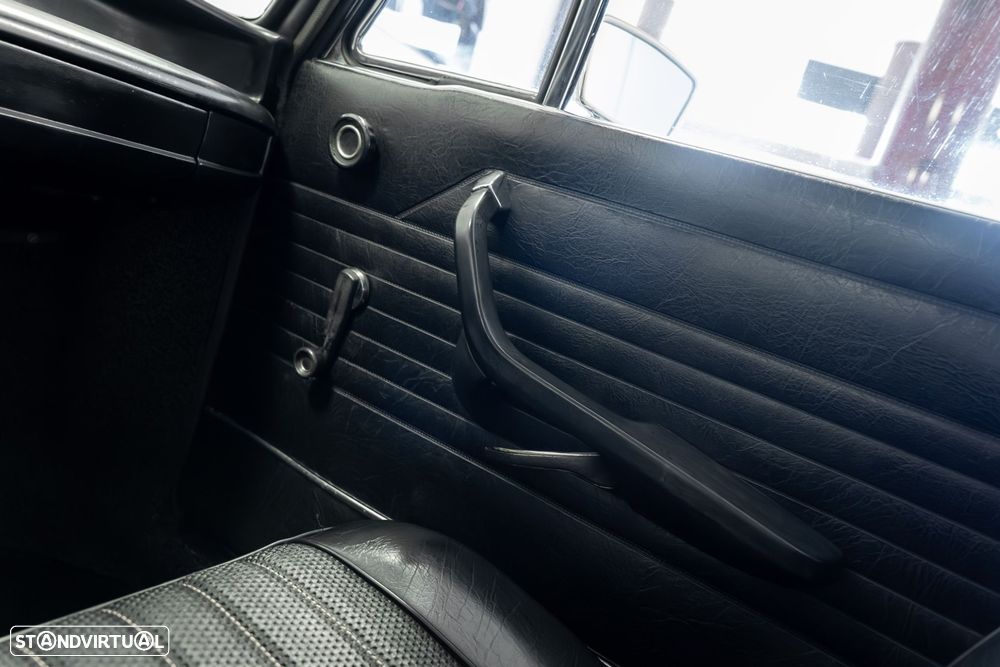 BMW 2002 - 17