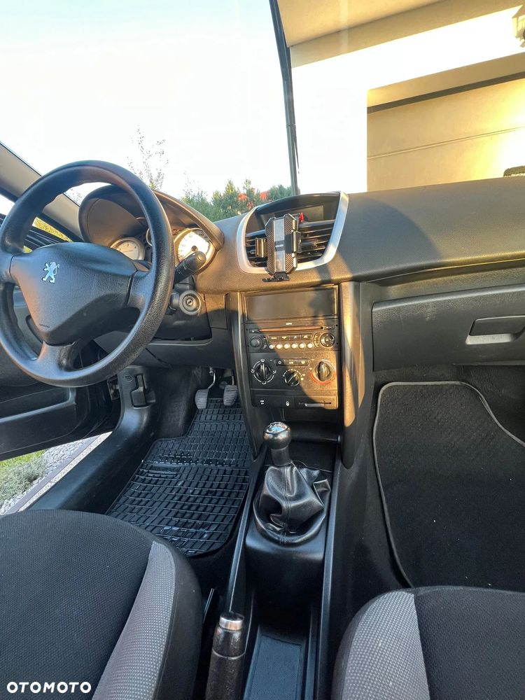 Peugeot 207 1.6 HDi 16V Sporty - 20