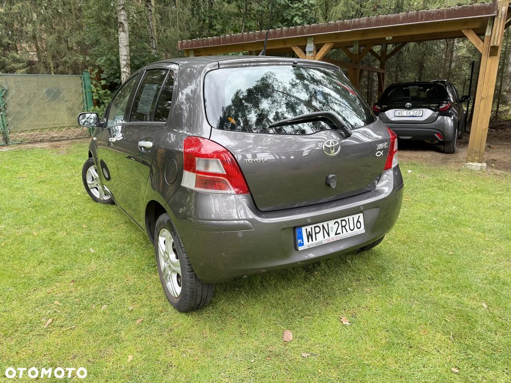 Toyota Yaris 1.33 Premium - 7