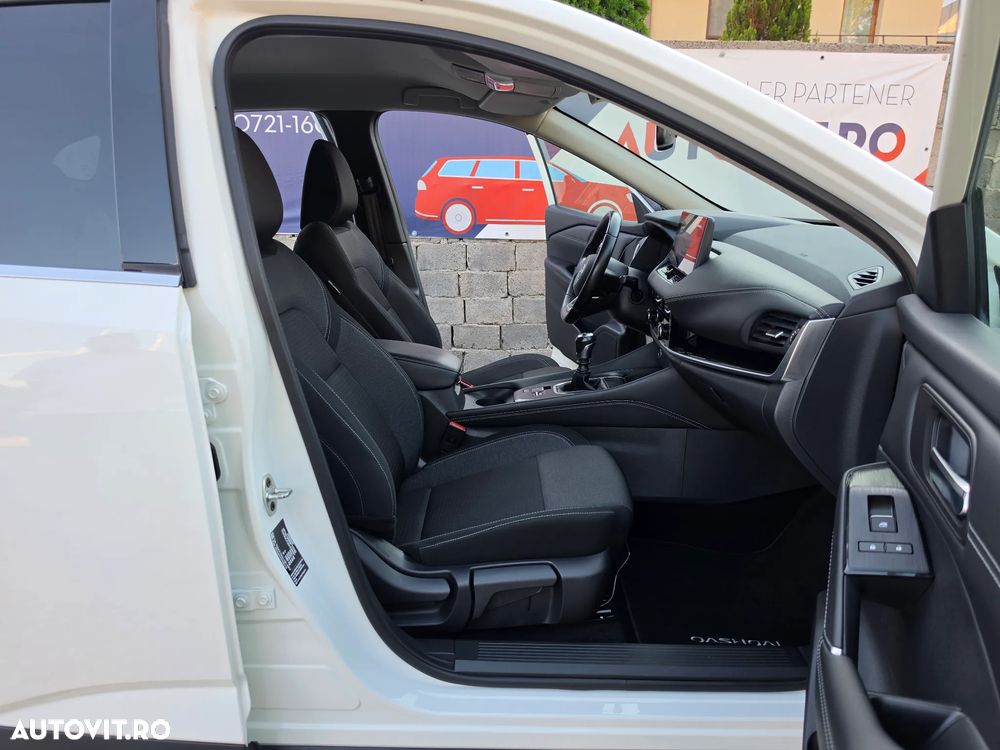 Nissan Qashqai 1.3 DIG-T MHEV N-Connecta - 28