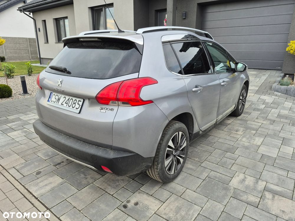 Peugeot 2008 1.6 e-HDi Allure S&S - 3
