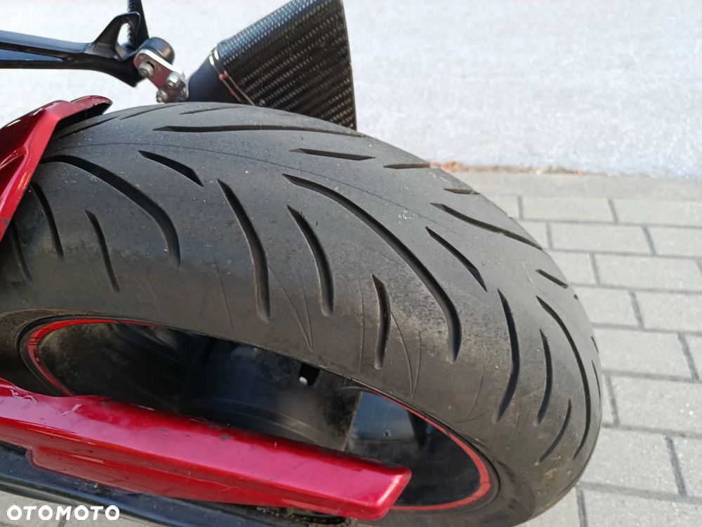 Suzuki GSX - 5