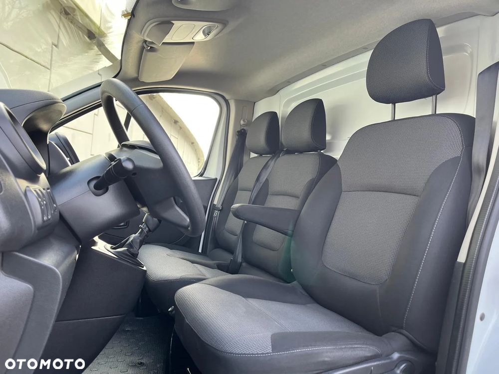 Renault Trafic - 13
