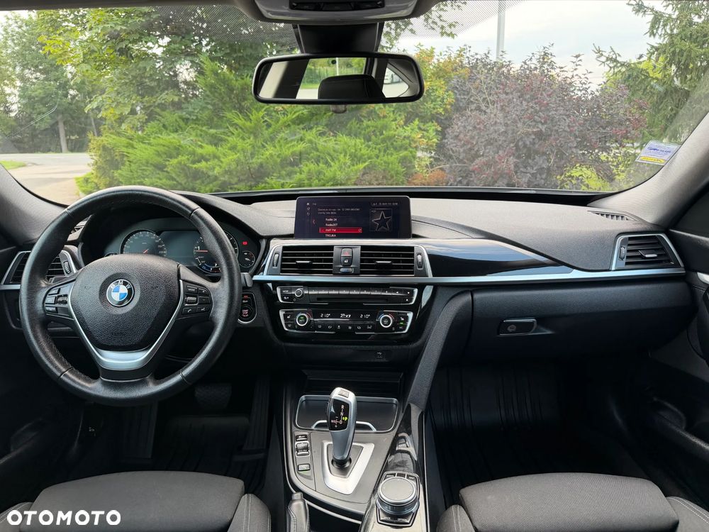 BMW 3GT 320i GPF xDrive Sport Line sport - 23