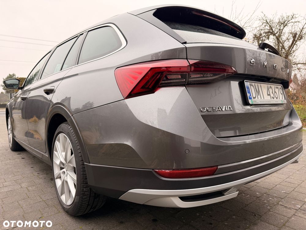 Skoda Octavia 2.0 TSI 4x4 Scout DSG - 19