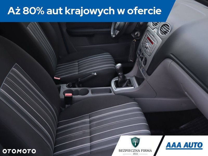 Ford Focus SW - 11