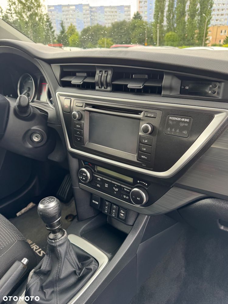 Toyota Auris 1.6 Life+ - 25