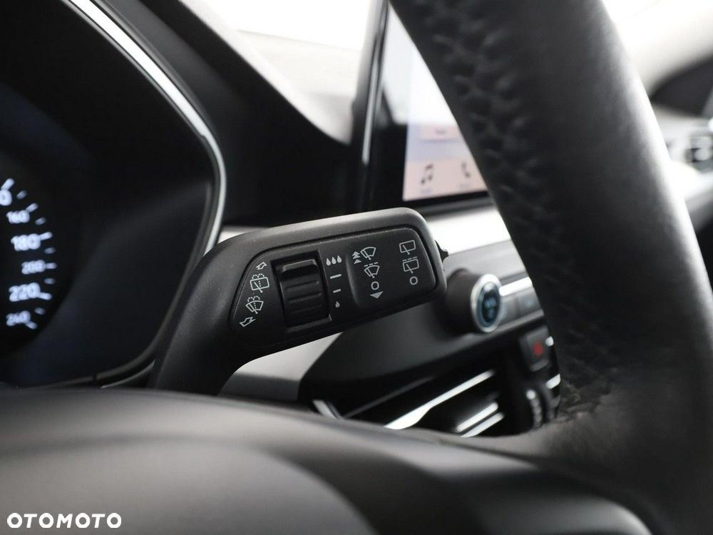 Ford Focus - 32