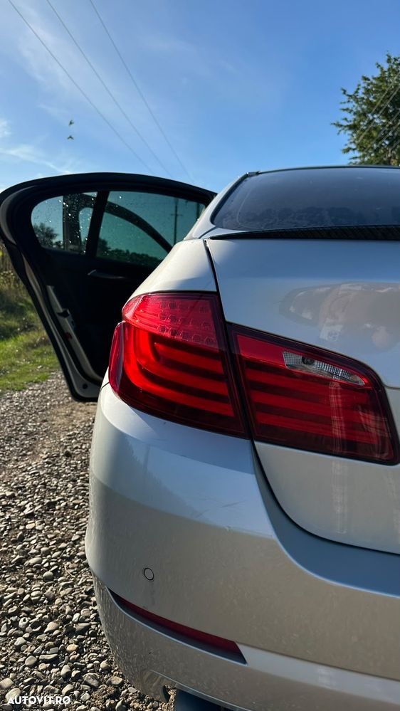 BMW Seria 5 520d Aut. - 12